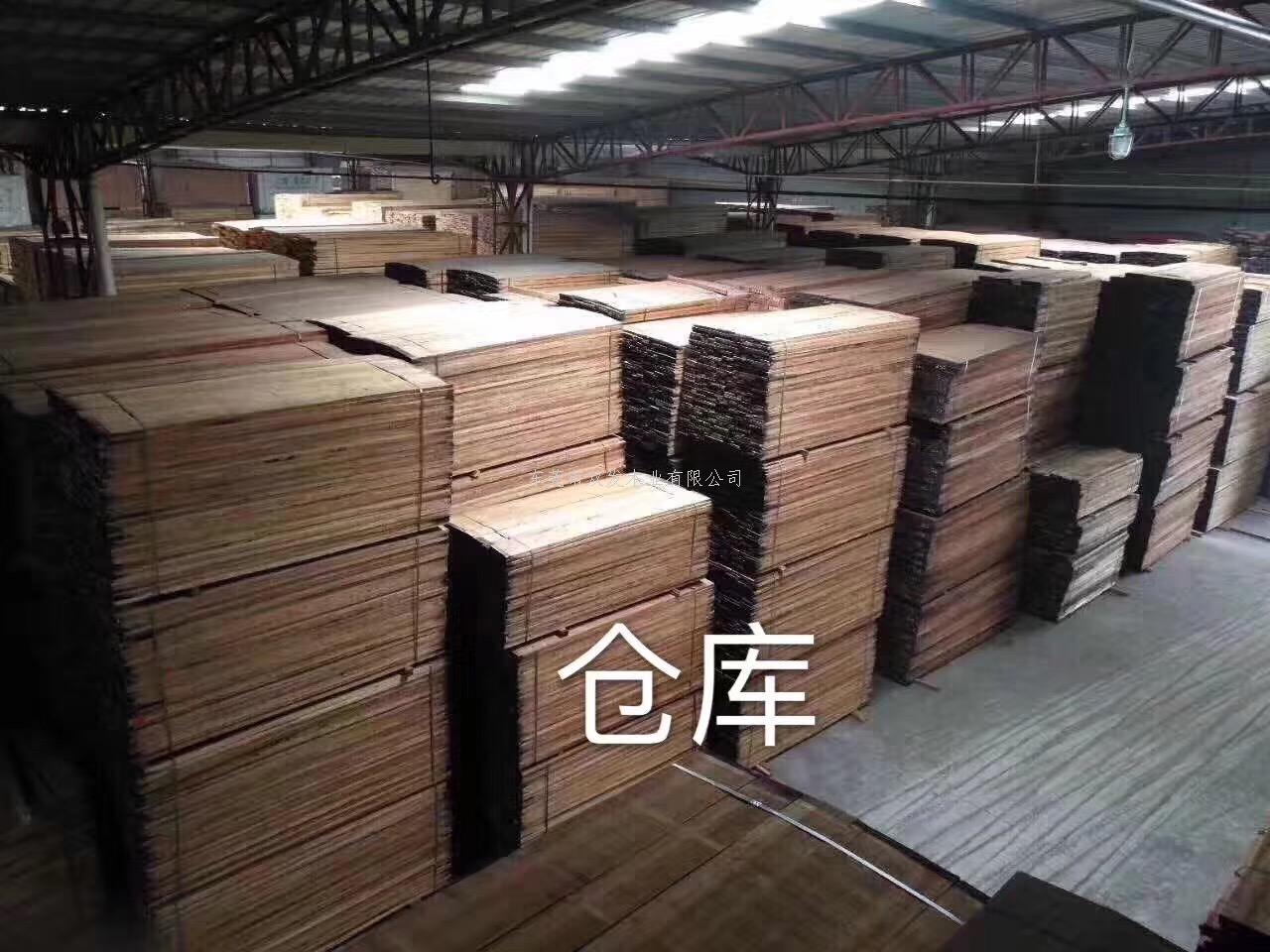 5.1雙發(fā)優(yōu)惠大酬賓活動，趕緊來參加，有買有送，多買多送！