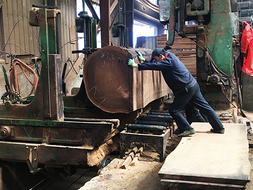 加工現(xiàn)場(chǎng) 加工現(xiàn)場(chǎng)